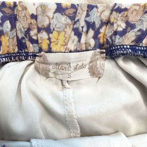 Altar’d State Women's Floral Flowy Shorts Relaxed Fit Tiered Stretch Waist Small - Picture 3 of 3